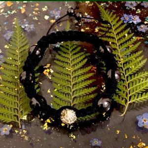 Adjustable woven bracelet